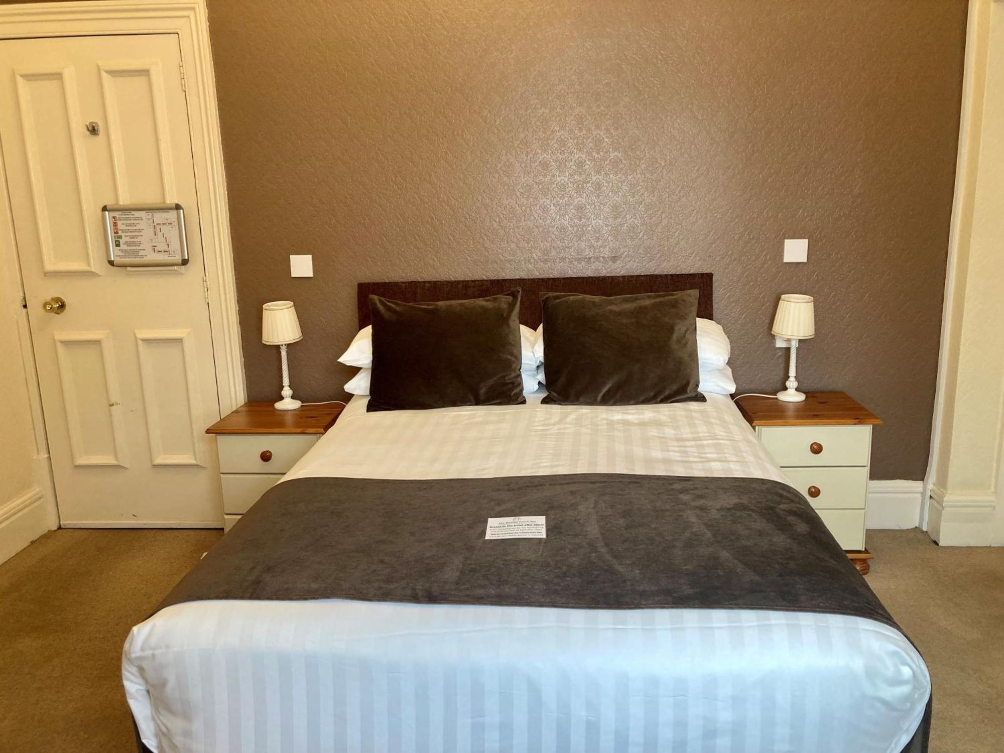 The Bentley Brook Inn Ashbourne  Exterior photo